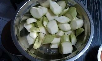 吃翠瓜的好处,夏日健康伴侣