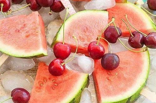 初心吃瓜,吃瓜群众见证时代变迁