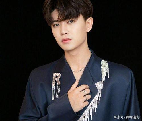 任嘉伦金子涵吃瓜,吃瓜群众直呼“太甜了！”