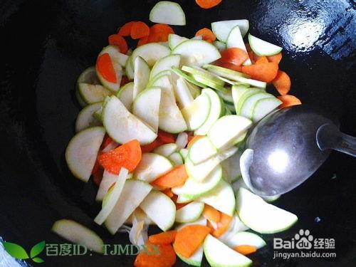 东北怎么吃茄瓜,茄瓜的独特吃法揭秘