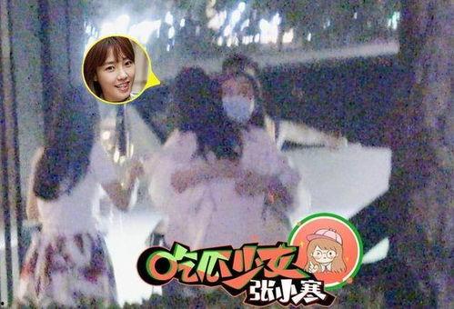 少年吃瓜张小寒